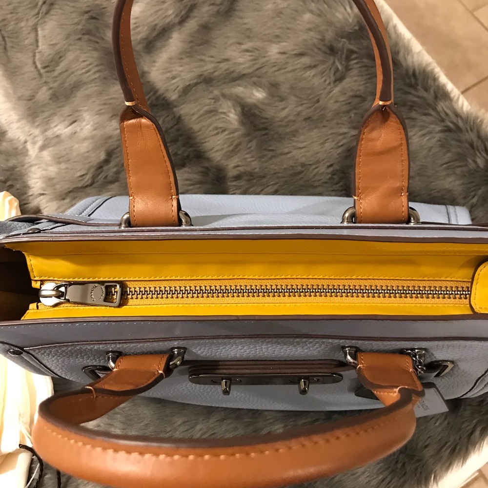 Sold Beautiful coach swagger with matching wallet - Picture 3 of 8